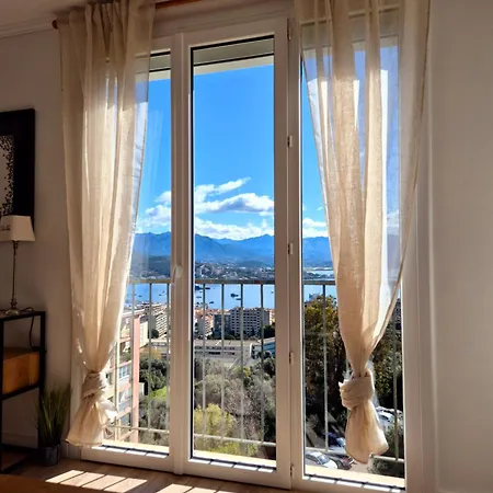 Vue Apartment *
