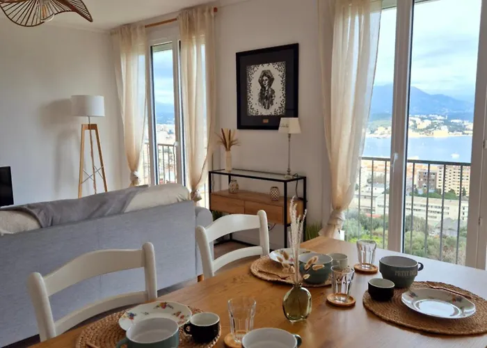 Vue Apartment Ajaccio (Corsica)